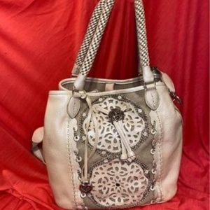 Retired Brighton Masterpiece Collection Nichola Flowered Leather Cut Out Purse